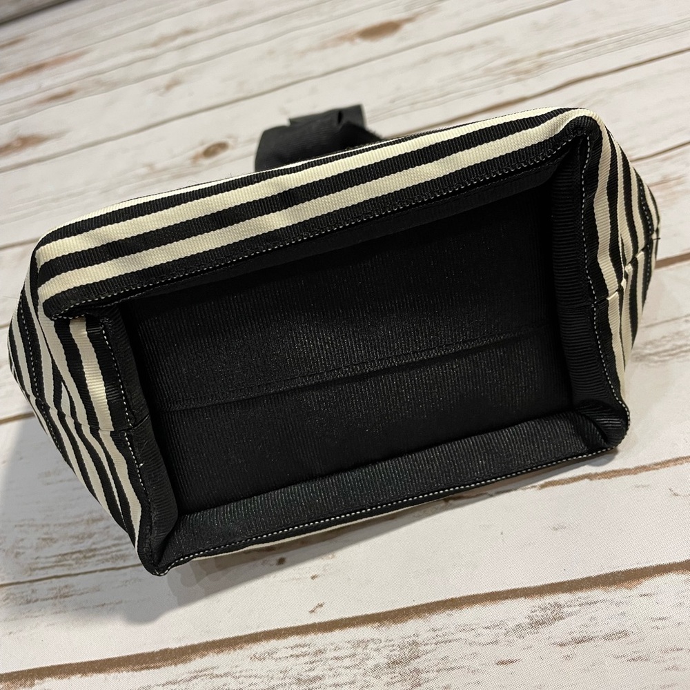 Handmade Ribbon bag - Picture 3 of 3